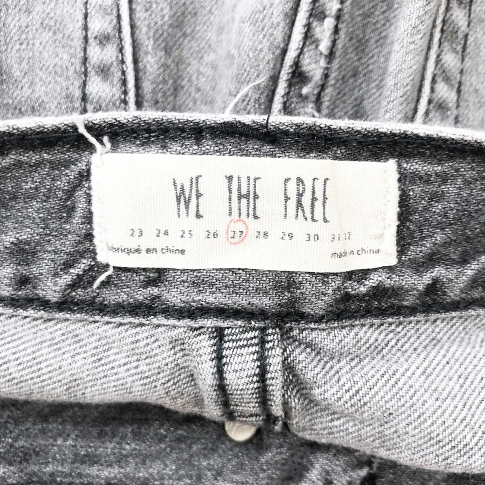 We the Free Gray Destroyed Runway Cutoff Shorts 27 - Picture 7 of 10